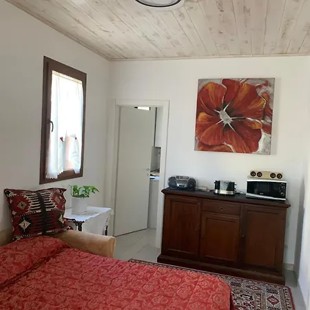 Ludmila's House 3*