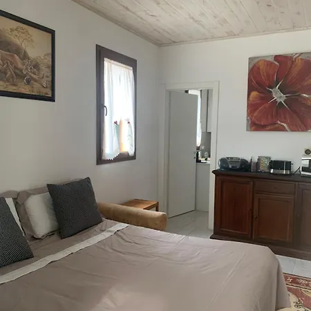 Ludmila's House 3*