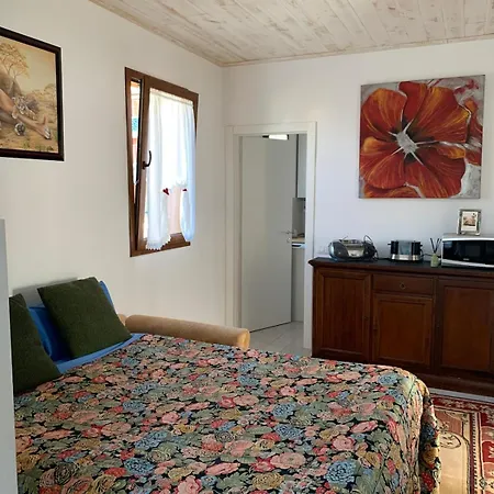 Ludmila's House 3*